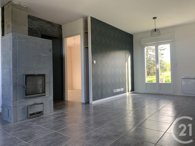 Maison &agrave; louer - 1 pi&egrave;ce - 63,76 m2 - Verneix - 03 - AUVERGNE
