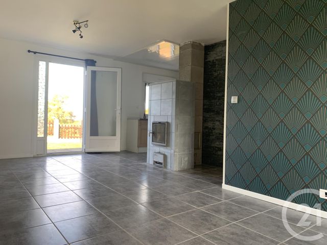 Maison &agrave; louer - 1 pi&egrave;ce - 63,76 m2 - Verneix - 03 - AUVERGNE
