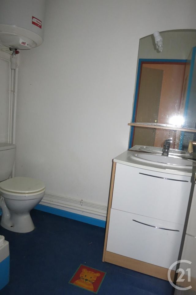 Appartement Studio &agrave; louer - 1 pi&egrave;ce - 30 m2 - Evaux Les Bains - 23 - LIMOUSIN
