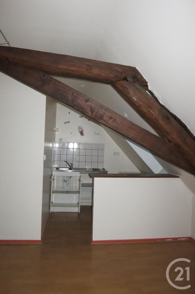 Appartement Studio &agrave; louer - 1 pi&egrave;ce - 30 m2 - Evaux Les Bains - 23 - LIMOUSIN