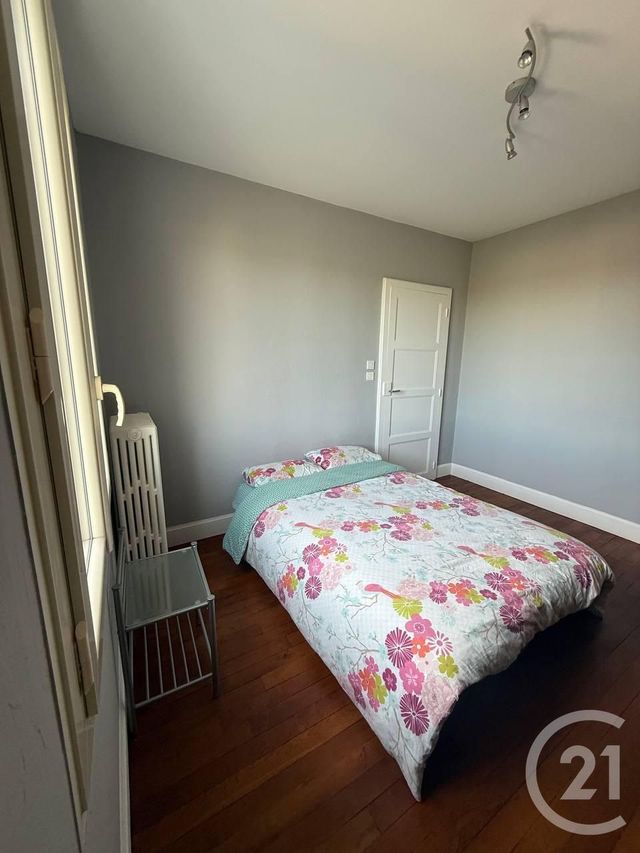 Maison &agrave; louer - 5 pi&egrave;ces - 90 m2 - Montlucon - 03 - AUVERGNE