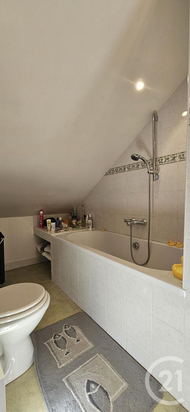 Maison &agrave; louer - 5 pi&egrave;ces - 90 m2 - Montlucon - 03 - AUVERGNE