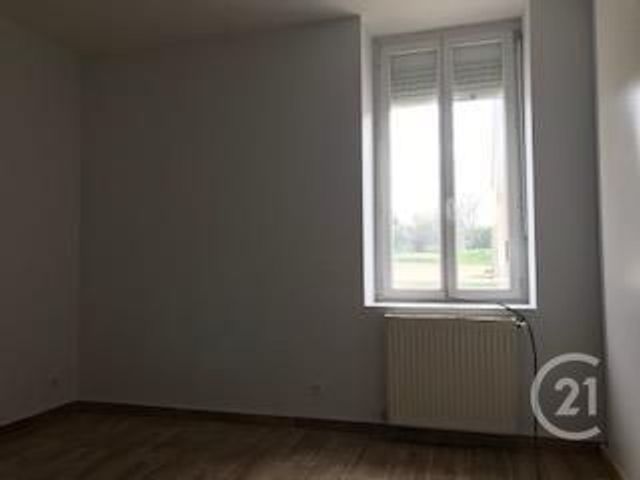 Appartement F3 &agrave; louer - 3 pi&egrave;ces - 43,45 m2 - Desertines - 03 - AUVERGNE
