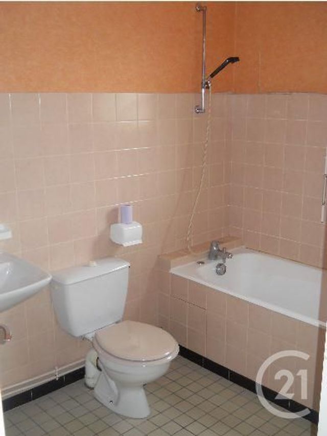 Appartement F1 &agrave; vendre - 1 pi&egrave;ce - 30,21 m2 - Montlucon - 03 - AUVERGNE