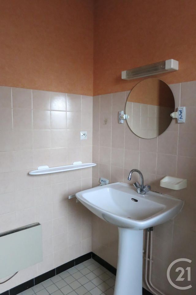 Appartement F1 &agrave; vendre - 1 pi&egrave;ce - 30,21 m2 - Montlucon - 03 - AUVERGNE