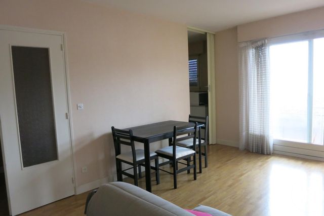 Appartement F1 &agrave; vendre - 1 pi&egrave;ce - 30,21 m2 - Montlucon - 03 - AUVERGNE