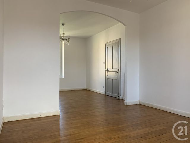 Maison &agrave; louer - 6 pi&egrave;ces - 130 m2 - Montlucon - 03 - AUVERGNE