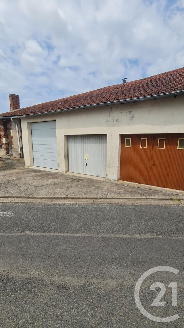 Maison &agrave; louer - 4 pi&egrave;ces - 91,36 m2 - Desertines - 03 - AUVERGNE