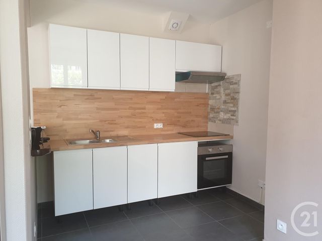 Appartement F2 &agrave; louer - 3 pi&egrave;ces - 51 m2 - Montlucon - 03 - AUVERGNE