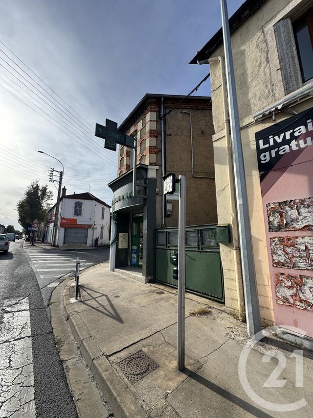 Appartement Autre &agrave; louer - 3 pi&egrave;ces - 137,92 m2 - Montlucon - 03 - AUVERGNE