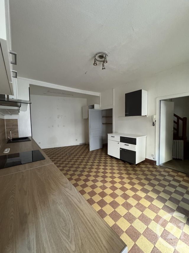 Appartement Autre &agrave; louer - 8 pi&egrave;ces - 92 m2 - Montlucon - 03 - AUVERGNE