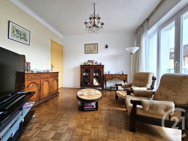 Appartement F4 à vendre - 4 pièces - 91,25 m2 - Montigny Les Metz - 57 - LORRAINE