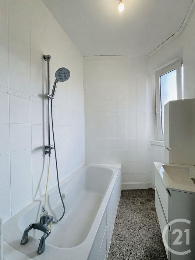 Appartement F3 &agrave; louer - 3 pi&egrave;ces - 96,94 m2 - Thionville - 57 - LORRAINE