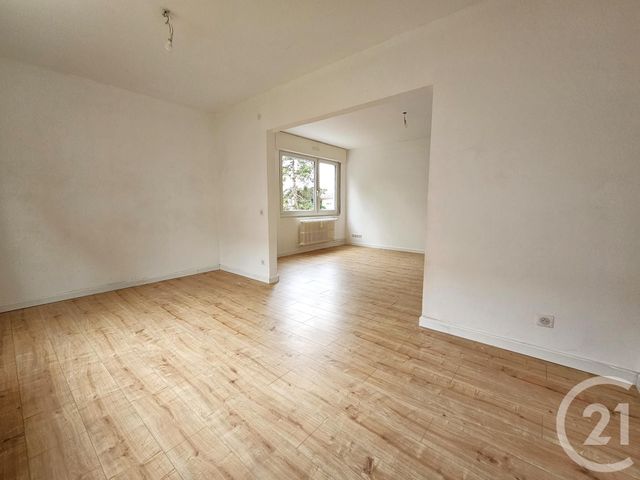 Appartement F5 à vendre - 5 pièces - 90,34 m2 - Moulins Les Metz - 57 - LORRAINE