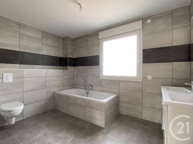 Maison à louer - 5 pièces - 101,10 m2 - Longeville Les St Avold - 57 - LORRAINE