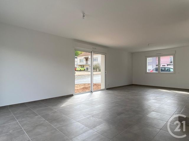 Maison à louer - 5 pièces - 101,10 m2 - Longeville Les St Avold - 57 - LORRAINE