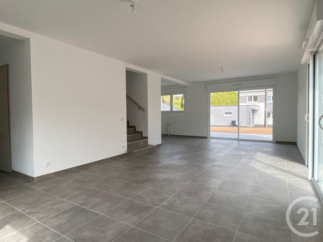 Maison à louer - 5 pièces - 101,10 m2 - Longeville Les St Avold - 57 - LORRAINE