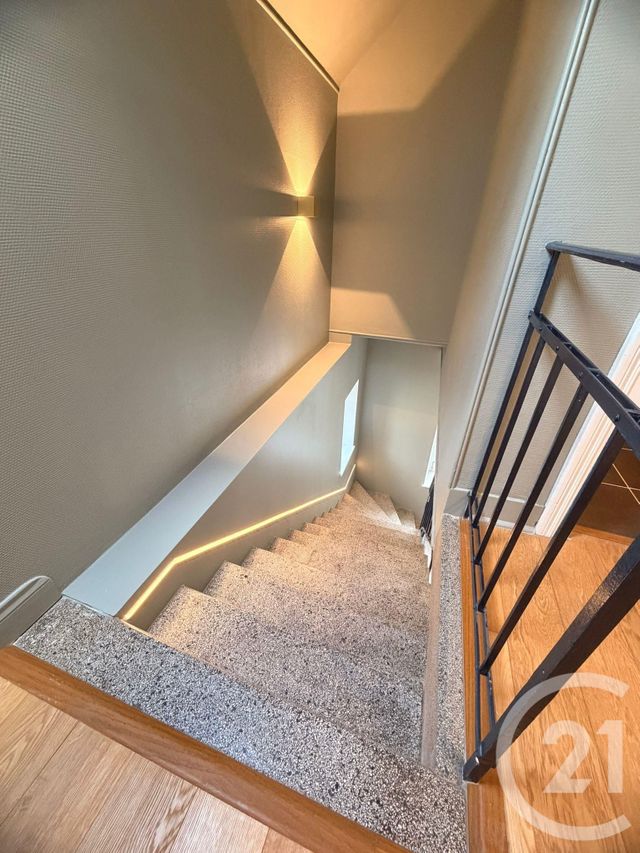 Maison &agrave; louer - 6 pi&egrave;ces - 167,73 m2 - Le Ban St Martin - 57 - LORRAINE