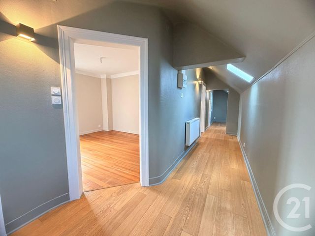 Maison &agrave; louer - 6 pi&egrave;ces - 167,73 m2 - Le Ban St Martin - 57 - LORRAINE