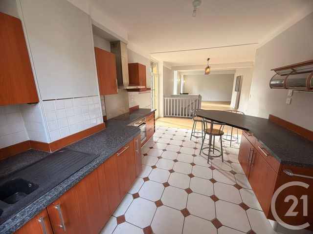 Maison &agrave; louer - 6 pi&egrave;ces - 167,73 m2 - Le Ban St Martin - 57 - LORRAINE