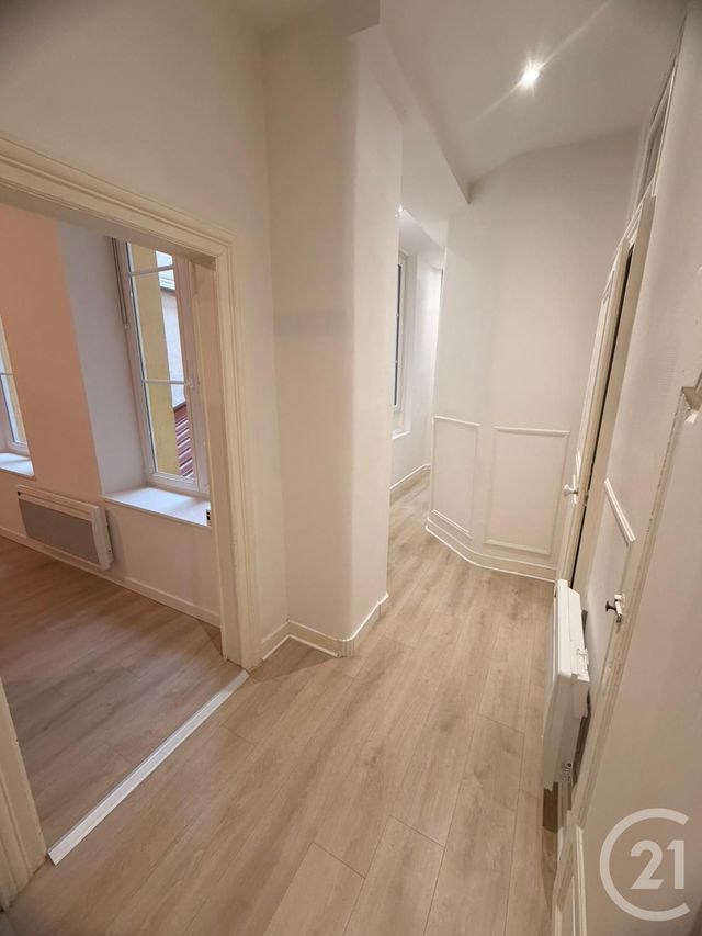 Appartement F1 &agrave; louer - 1 pi&egrave;ce - 33,62 m2 - Metz - 57 - LORRAINE