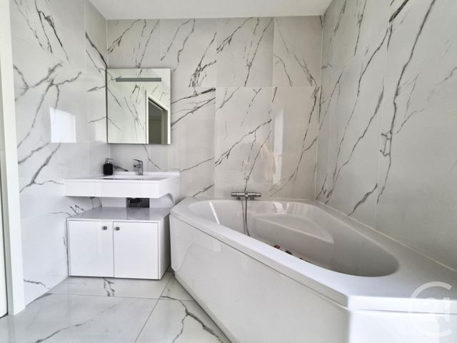 Appartement F4 &agrave; vendre - 4 pi&egrave;ces - 90,12 m2 - Cuvry - 57 - LORRAINE