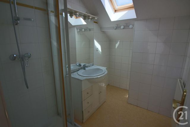 Appartement F5 &agrave; louer - 5 pi&egrave;ces - 98,50 m2 - Metz - 57 - LORRAINE