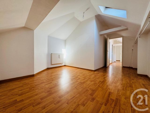 Appartement F5 &agrave; louer - 5 pi&egrave;ces - 98,50 m2 - Metz - 57 - LORRAINE