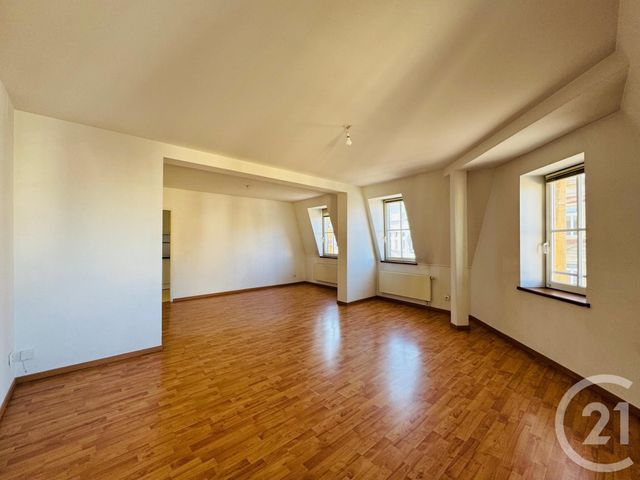 Appartement F5 &agrave; louer - 5 pi&egrave;ces - 98,50 m2 - Metz - 57 - LORRAINE