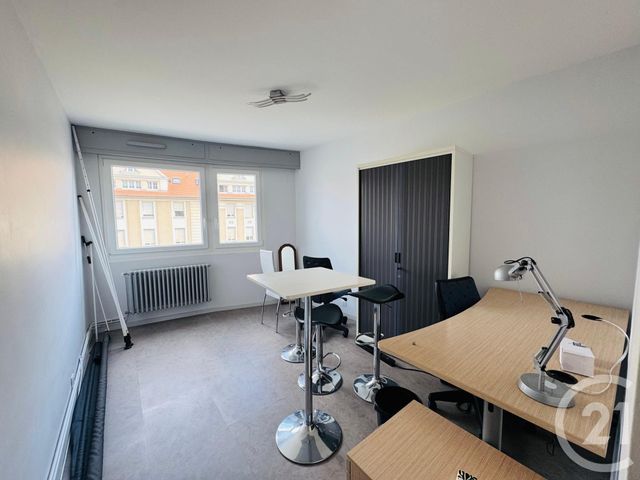 Appartement F4 &agrave; louer - 4 pi&egrave;ces - 99 m2 - Metz - 57 - LORRAINE