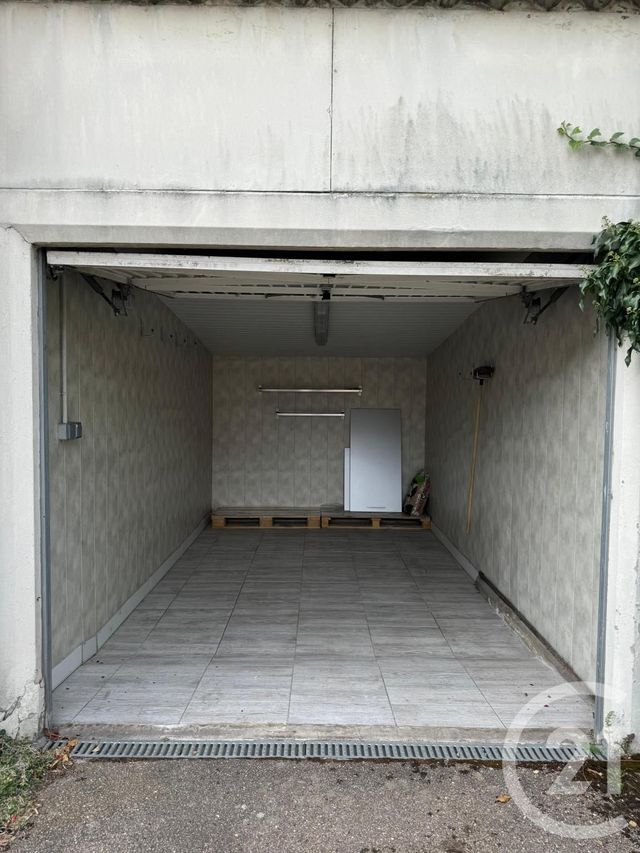 Appartement F2 &agrave; louer - 2 pi&egrave;ces - 57,37 m2 - Le Ban St Martin - 57 - LORRAINE