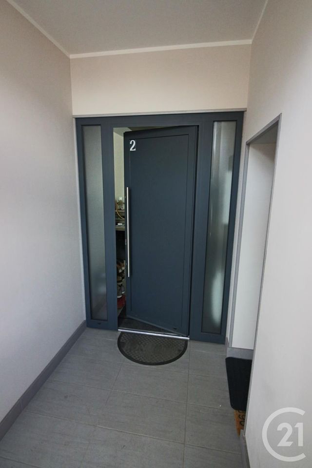 Appartement F2 &agrave; louer - 2 pi&egrave;ces - 57,37 m2 - Le Ban St Martin - 57 - LORRAINE