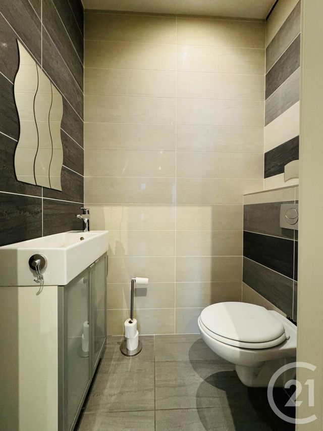 Appartement F2 &agrave; louer - 2 pi&egrave;ces - 57,37 m2 - Le Ban St Martin - 57 - LORRAINE