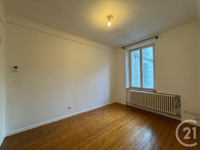 Appartement &agrave; louer - 2 pi&egrave;ces - 39,35 m2 - Metz - 57 - LORRAINE