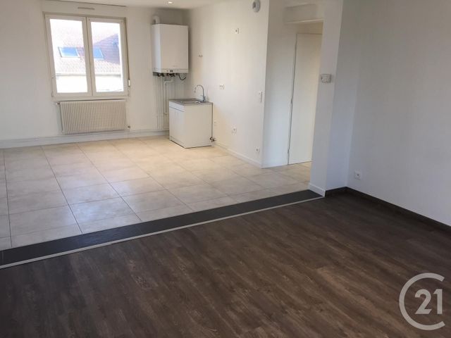 Appartement F4 &agrave; louer - 4 pi&egrave;ces - 94,49 m2 - Marly - 57 - LORRAINE
