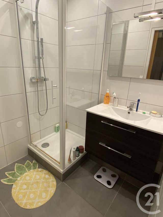 Appartement &agrave; louer - 2 pi&egrave;ces - 52 m2 - Thionville - 57 - LORRAINE