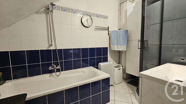 Appartement F5 &agrave; vendre - 5 pi&egrave;ces - 65,76 m2 - Moulins Les Metz - 57 - LORRAINE