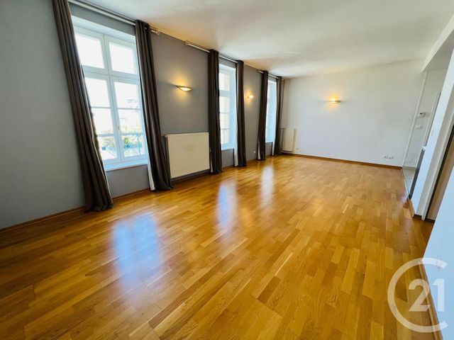 Appartement &agrave; louer - 2 pi&egrave;ces - 66,15 m2 - Metz - 57 - LORRAINE