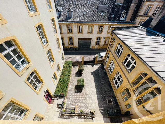 Appartement &agrave; louer - 2 pi&egrave;ces - 66,15 m2 - Metz - 57 - LORRAINE