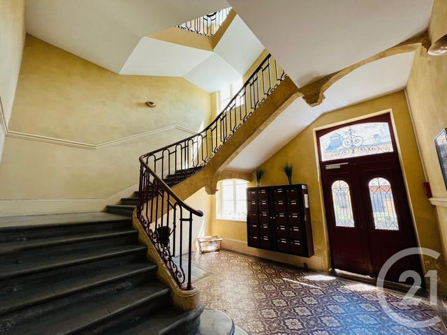 Appartement &agrave; louer - 2 pi&egrave;ces - 66,15 m2 - Metz - 57 - LORRAINE