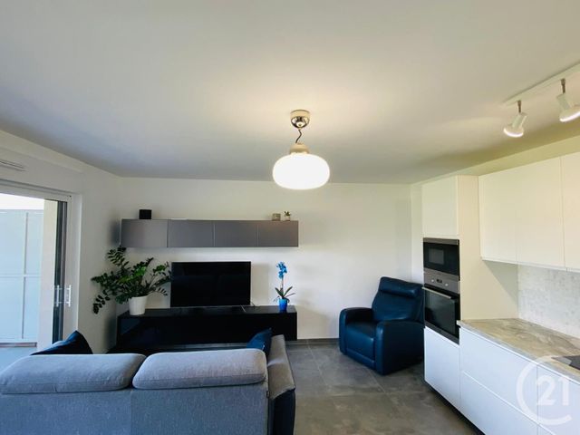 Appartement F3 &agrave; louer - 3 pi&egrave;ces - 68,30 m2 - Terville - 57 - LORRAINE