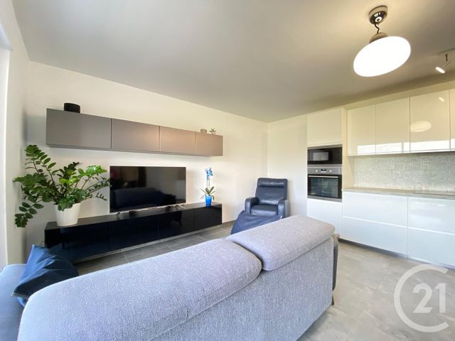 Appartement F3 &agrave; louer - 3 pi&egrave;ces - 68,30 m2 - Terville - 57 - LORRAINE