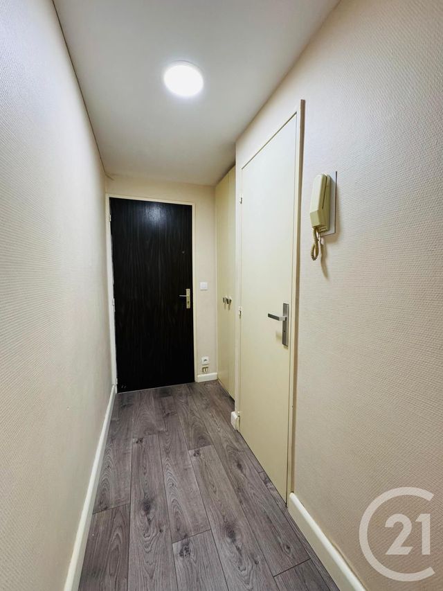 Appartement F1 &agrave; louer - 1 pi&egrave;ce - 26,29 m2 - Metz - 57 - LORRAINE
