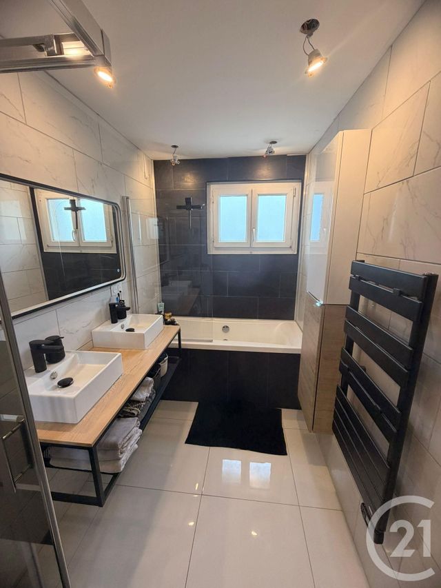 Maison &agrave; louer - 5 pi&egrave;ces - 114,78 m2 - Thionville - 57 - LORRAINE