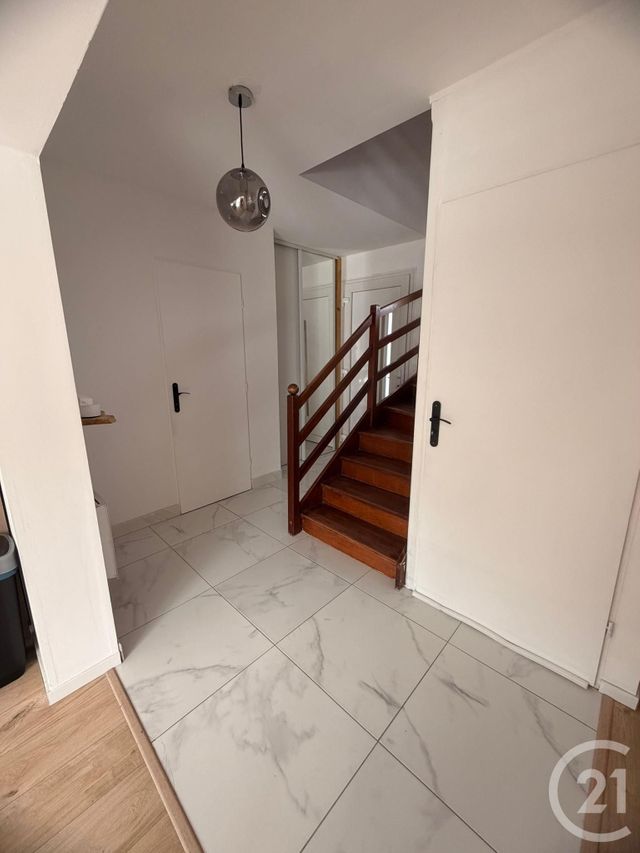 Maison &agrave; louer - 5 pi&egrave;ces - 114,78 m2 - Thionville - 57 - LORRAINE