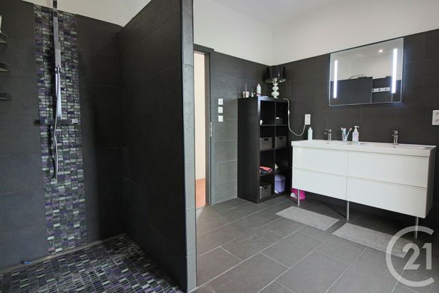 Maison &agrave; louer - 5 pi&egrave;ces - 191,56 m2 - Fleury - 57 - LORRAINE