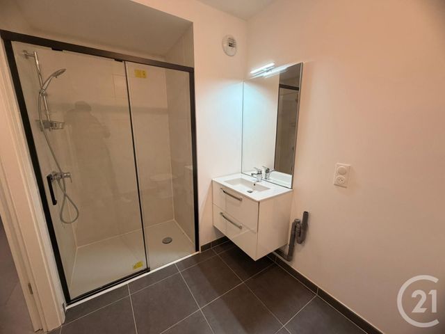 Appartement &agrave; louer - 2 pi&egrave;ces - 37,50 m2 - Metz - 57 - LORRAINE