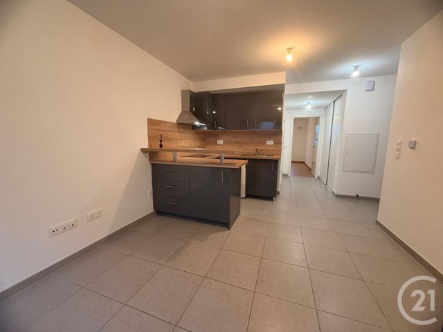 Appartement &agrave; louer - 2 pi&egrave;ces - 37,50 m2 - Metz - 57 - LORRAINE