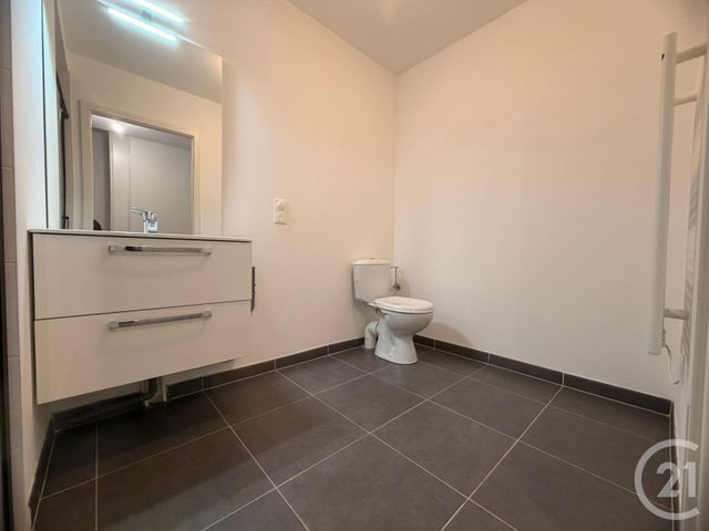 Appartement &agrave; louer - 2 pi&egrave;ces - 37,50 m2 - Metz - 57 - LORRAINE