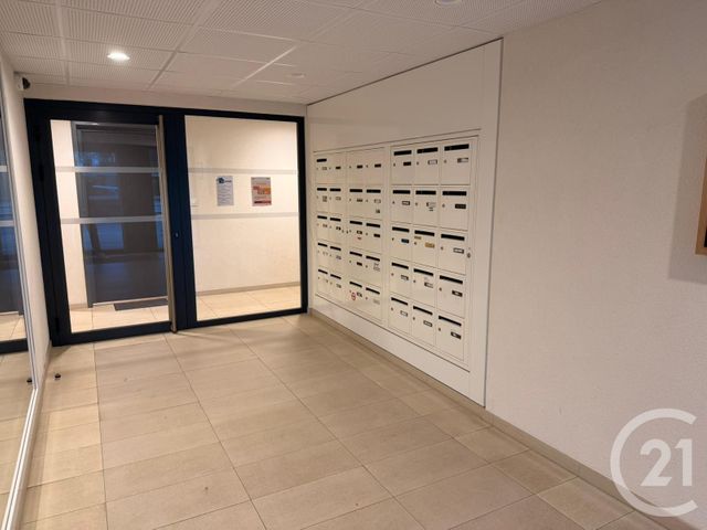 Appartement &agrave; louer - 2 pi&egrave;ces - 37,50 m2 - Metz - 57 - LORRAINE